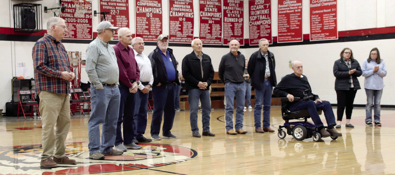 Hall of Fame unveils 7600-pound Ozarks Racers monument – Missouri Sports  Hall of Fame